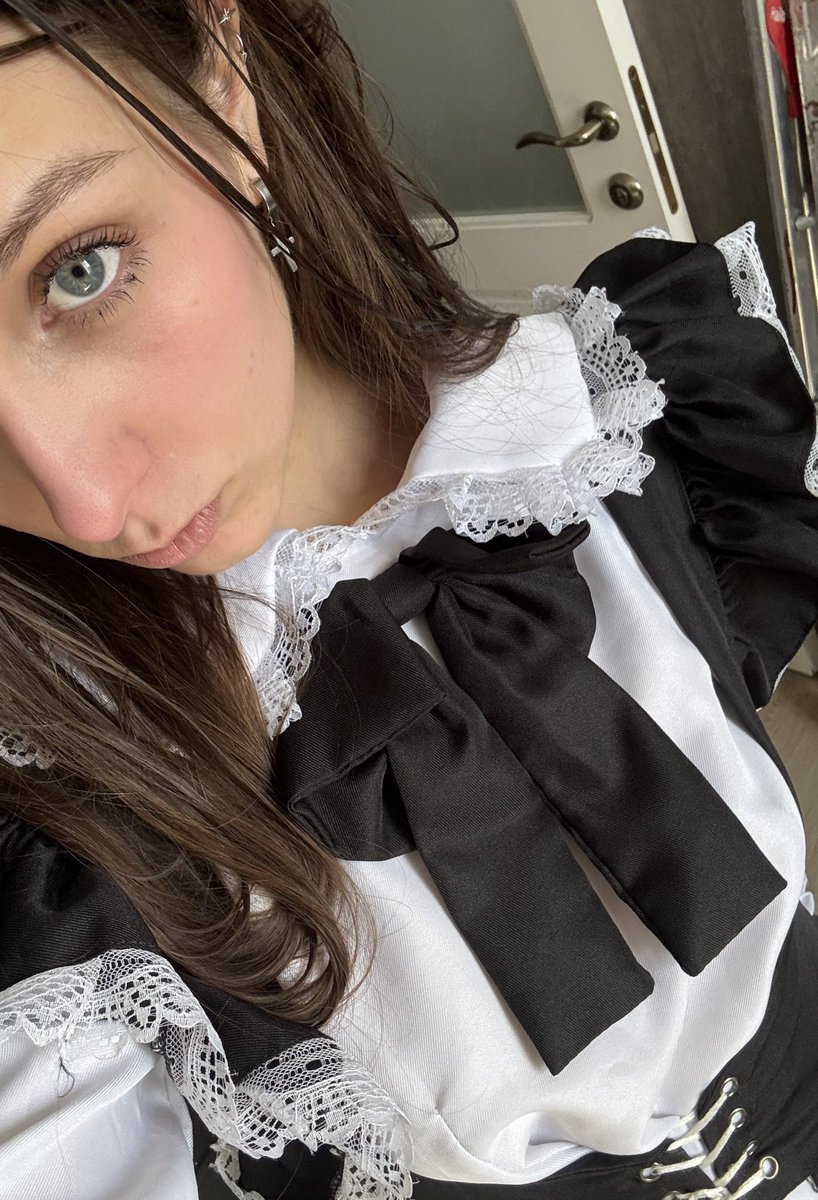 revengehalf's tweet photo. еду к мужчине убираться и готовить шарлотку, норм? https://t.co/Fzl0MWbT2k