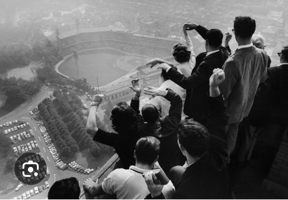 falatoradio's tweet photo. That’s not the best one @nut_history . I always loved this picture and thought it was fake until #RonSanto told me it was true 1988 ish. About 10 years ago with a really famous person, we got within one floor of the top. They nabbed us!! lol . https://t.co/WUd66x6c3v