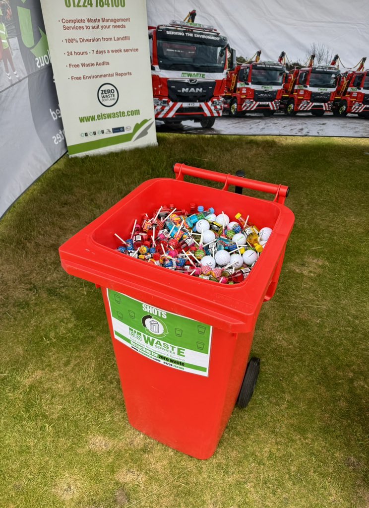 The skip full of beers and wheelie bin of shots made it’s annual return to the 2025 GAC UK Golf Day! 🍺

A brilliant day out as always and the EIS Waste Services Ltd team were delighted to be on the 7th hole for the on in one challenge while keeping the golfers entertained. ⛳️