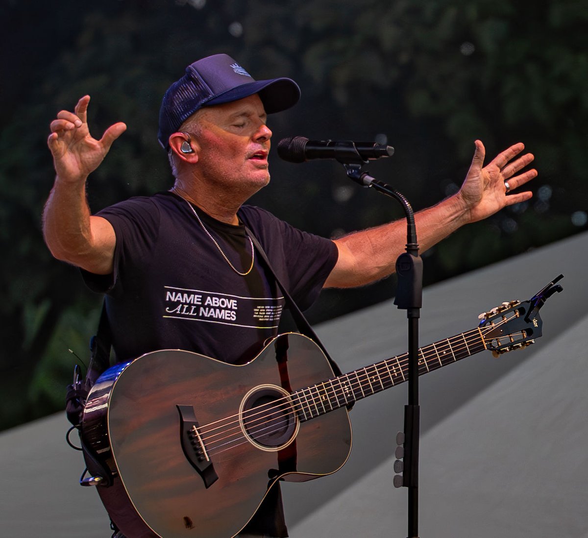 christomlin's tweet image. My new song "How Good It Is" is singing God's word back to Him. It is a celebration of the Goodness of God!

My new album, “THE KING IS STILL THE KING” releases 9/26. Pre-order at the link in my bio!!