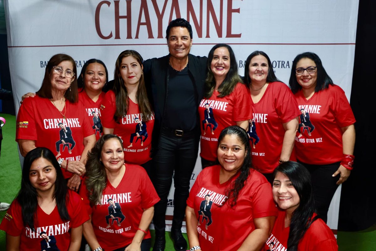 teamchayanne_ec's tweet photo. Gracias por este meet and greet que quedará para siempre en el alma. ❤️
Es el reflejo de años de dedicación, unión, trabajo en equipo y un amor eterno por @CHAYANNEMUSIC
Lo merecemos porque lo soñamos juntas… y lo convertimos en realidad.
#TeamChayanneEcuador🇪🇨 https://t.co/cxdqSt990U