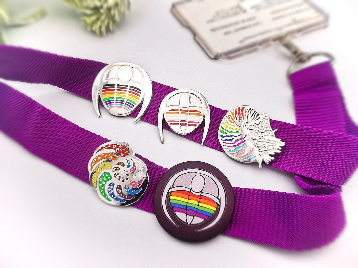 palaeoiris's tweet photo. Celebrate our resurgence as a Lazarus Taxon with a 20% off store-wide sale: https://t.co/HXYLvwbBXB
#queer #pridemerch #pridepins #pridestickers #etsysale #paleoart https://t.co/KdZMPgxzBl