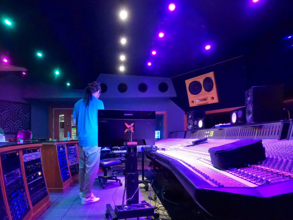 Mike Banger (@mikebanger) on Twitter photo 