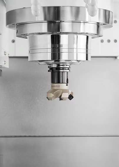 CentricIntl's tweet photo. Potencia, precisión y tamaño compacto: la #Mega40V de #MicroDynamics está diseñado para maximizar tu productividad en espacios reducidos.

Alta velocidad, cambio de herramienta en 1.2s y control CNC avanzado para un mecanizado sin límites.

#CentricCNC #CNC #MaquinaCNC https://t.co/qYhBHGthYE