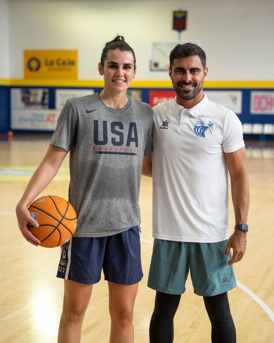 🏀 Nuestra querida <a href="/LeticiaRomero95/">Leticia Romero</a> elige La Paterna para mantenerse en forma con la ayuda de <a href="/CoachTVP/">Tony Viera</a>