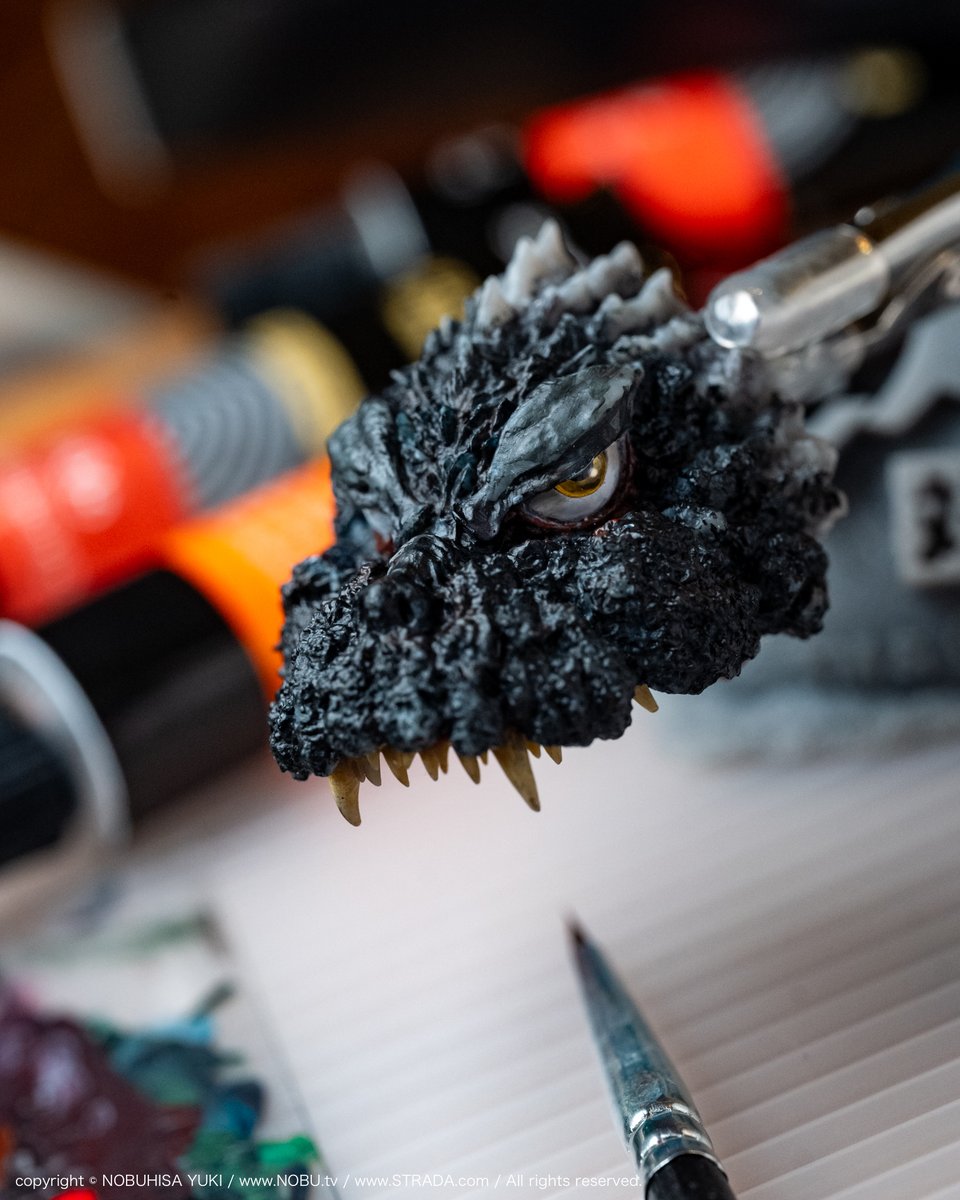 タナカstudio 製の1964ゴジラ（#モスゴジ）彩色再開。皮膚のベースは