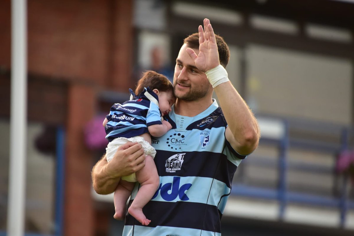 BedfordBluesRFC's tweet image. Skipper for the night. 
Leader of the team. 
Legend 💙