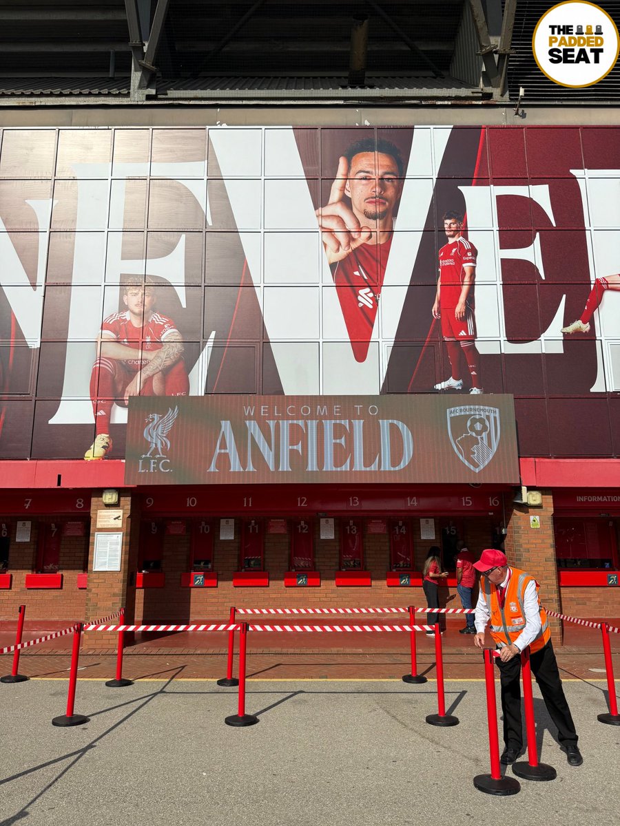 Premier League football is back 😍

<a href="/ChampTravel/">Champions Travel</a> | #paidpartnership