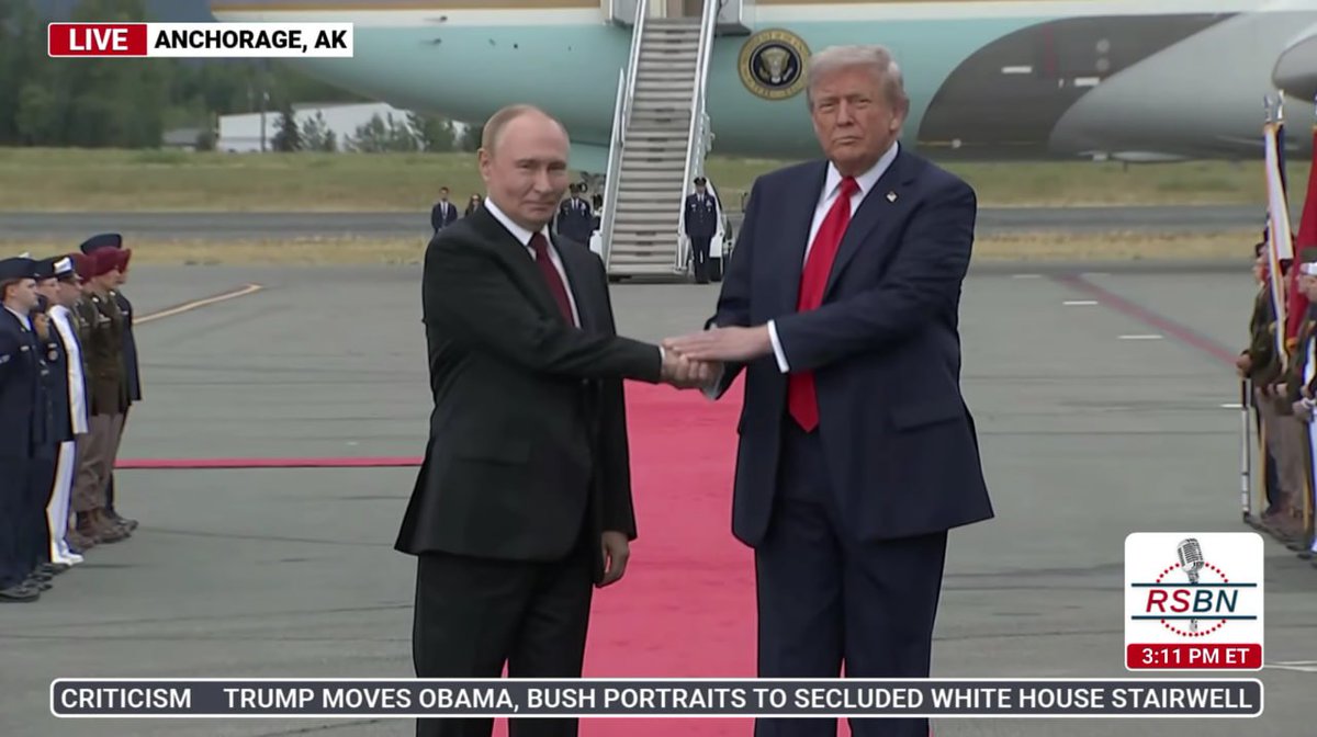 PowerNaShary's tweet image. Ну вот и у Дональда руки в украинской крови.