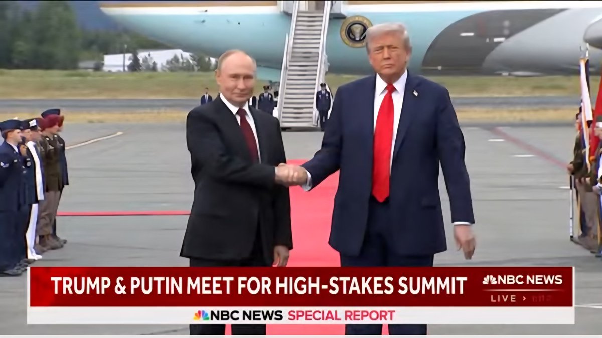 Benjamin tweet media