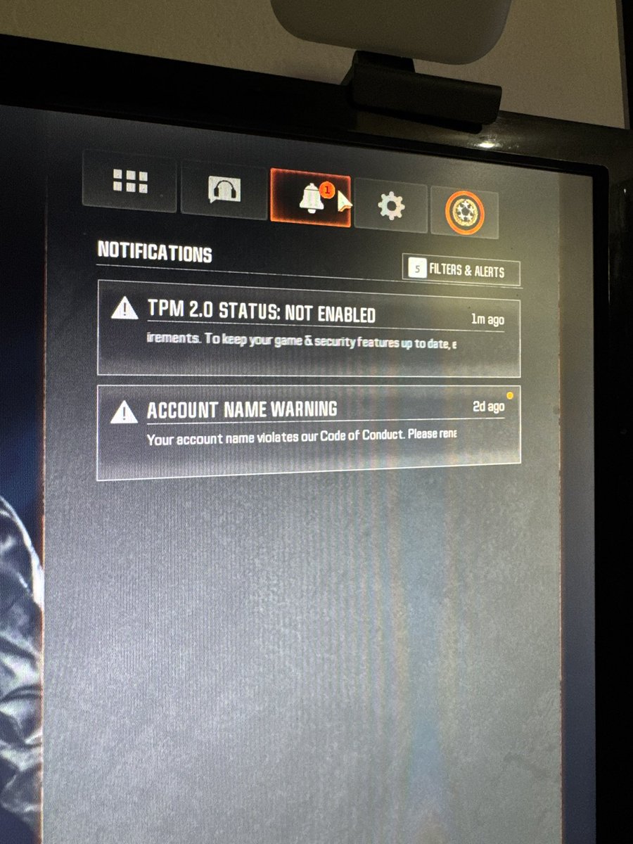 LindseyLuber. tweet media