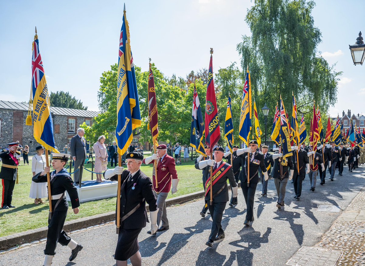 RoyalFamily's tweet photo. Earlier today, The Duke and Duchess of Gloucester attended the Far East Prisoners of War VJ Day 80th Anniversary Service at Norwich Cathedral. 

Later in Suffolk, Their Royal Highnesses also joined a commemorative service dedicated to the Children and Families of the Far East Prisoners of War. 

#VJDay80