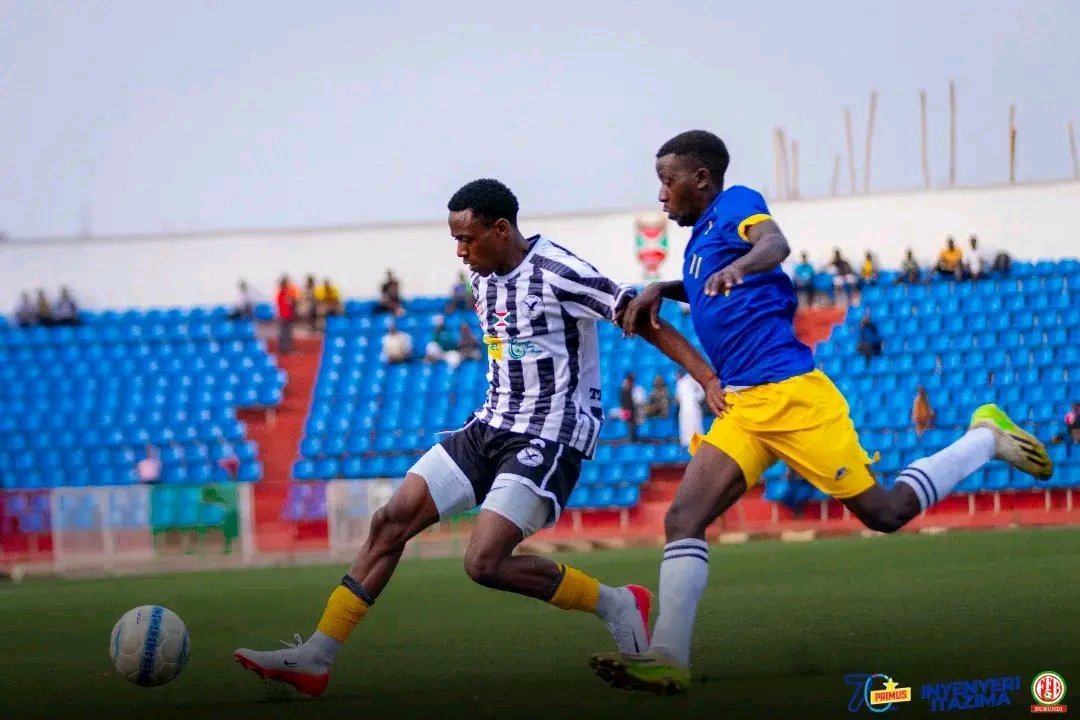 MagazineJimbere's tweet photo. 🔴⚽ @KayanzaUnited débute en force la saison en dominant ce 15/08/2025 #BSDynamik sur le score de 2 buts à 0 sur le stade Urunani

🏆 @AN_thefighters, tenant du titre a réussi son entrée en obtenant la victoire à l'extérieur face à #GarageExpress (2-0) #MuzingaFC s'en sort gagnant (2-1) face à #BGGreen dans un duel entre clubs nouvellement promus en #PrimusLigue

#Burundi #JimbereSports