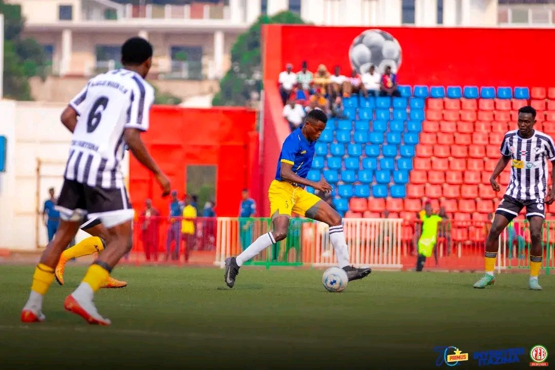 MagazineJimbere's tweet photo. 🔴⚽ @KayanzaUnited débute en force la saison en dominant ce 15/08/2025 #BSDynamik sur le score de 2 buts à 0 sur le stade Urunani

🏆 @AN_thefighters, tenant du titre a réussi son entrée en obtenant la victoire à l'extérieur face à #GarageExpress (2-0) #MuzingaFC s'en sort gagnant (2-1) face à #BGGreen dans un duel entre clubs nouvellement promus en #PrimusLigue

#Burundi #JimbereSports