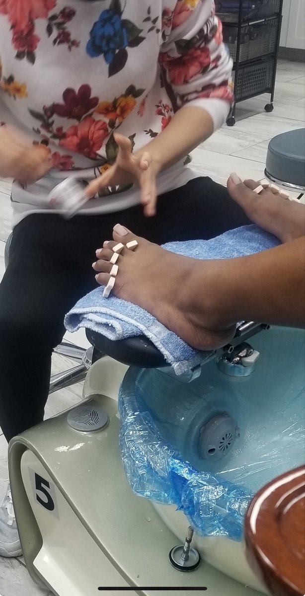 EnvogueToes's tweet photo. Nude https://t.co/w0TsjdaFga