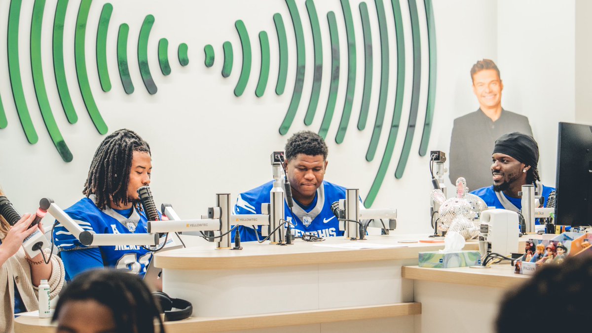 Memphis Football (@memphisfb) on Twitter photo Thanks to Le Bonheur Childrenโs Hospital (<a href="/LeBonheurChild/">Le Bonheur Children's</a>) for having us today! Great moments to share with our community! โค๏ธ
#ALLIN | #GoTigersGo Thanks to Le Bonheur Childrenโs Hospital (<a href="/LeBonheurChild/">Le Bonheur Children's</a>) for having us today! Great moments to share with our community! โค๏ธ
#ALLIN | #GoTigersGo