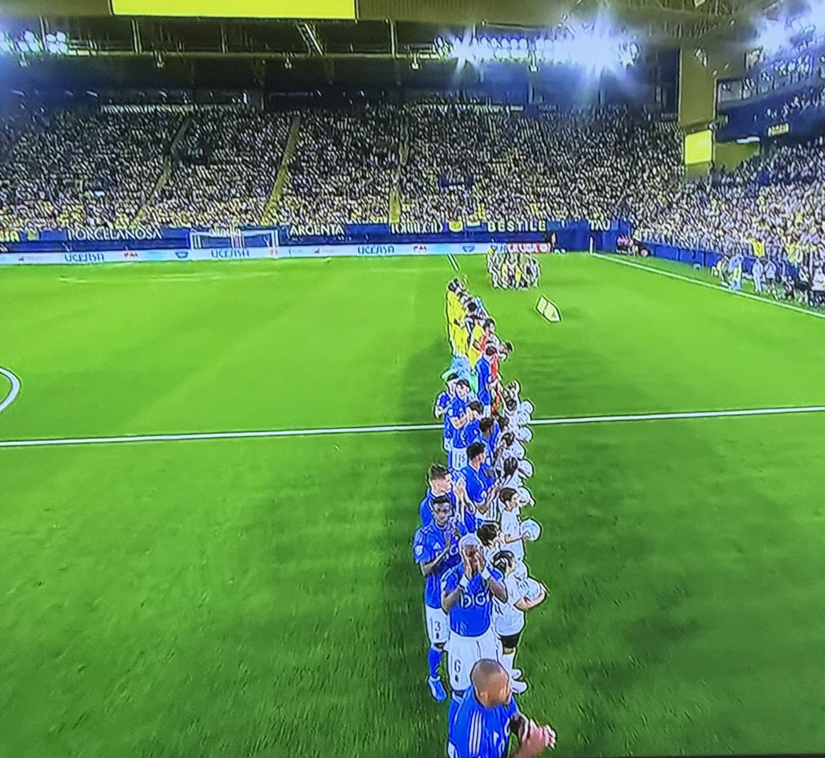 Volvimos! Vamos <a href="/RealOviedo/">Real Oviedo</a>