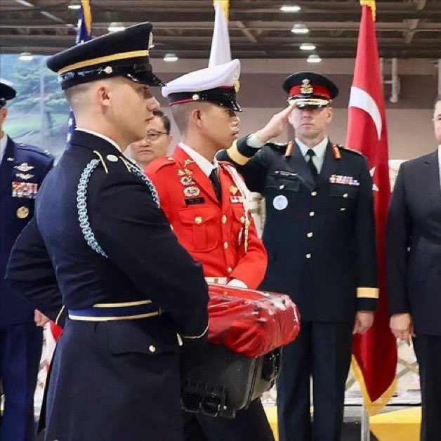 Kore Savaşı'nda şehit olan 4 Türk askerinin naaşı, 75 yıl sonra Türkiye'ye getirildi.
