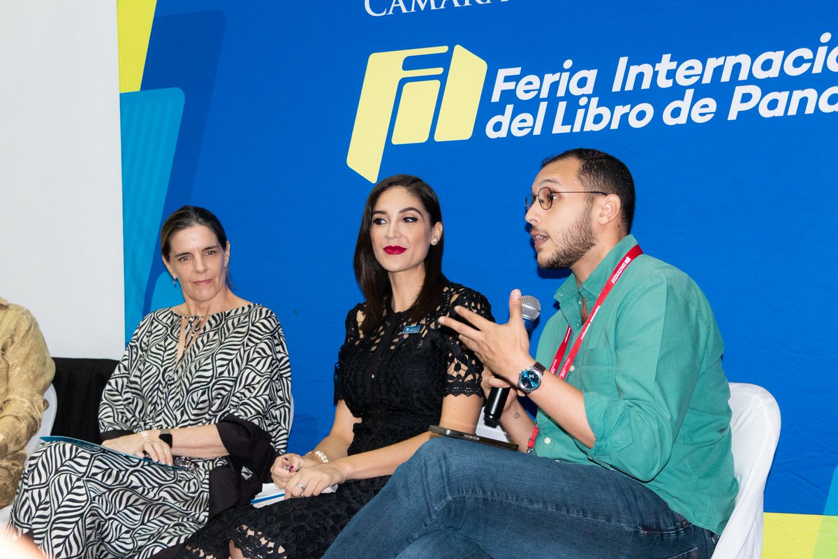 📚 Participamos en el conversatorio "Diálogos sin fronteras: construyendo puentes entre culturas" organizado por la Feria Internacional del Libro de Panamá, oportunidad para reafirmar nuestro compromiso con la inclusión, la diversidad y la migración como motor de desarrollo.