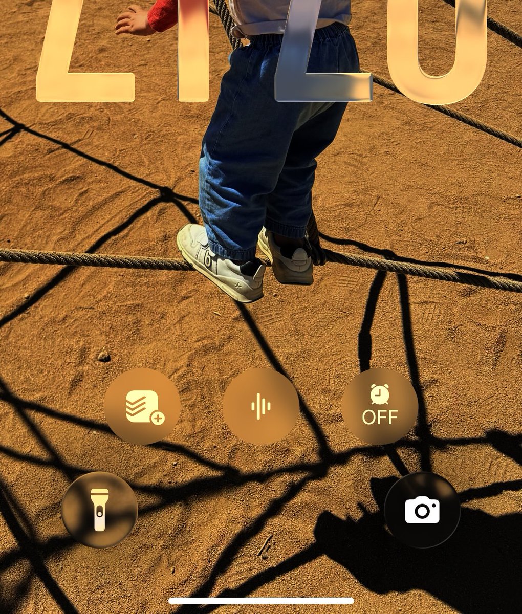 Got a new action on my lock screen! 🗣️☑️