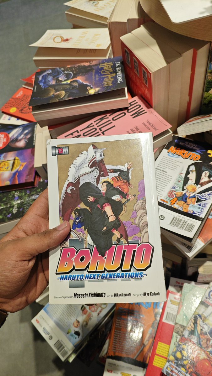 krish_kaneki10's tweet photo. I found Boruto manga vol 13 in the book store of my city...but I already have one at home 

#BORUTO https://t.co/eA1G09ACdk
