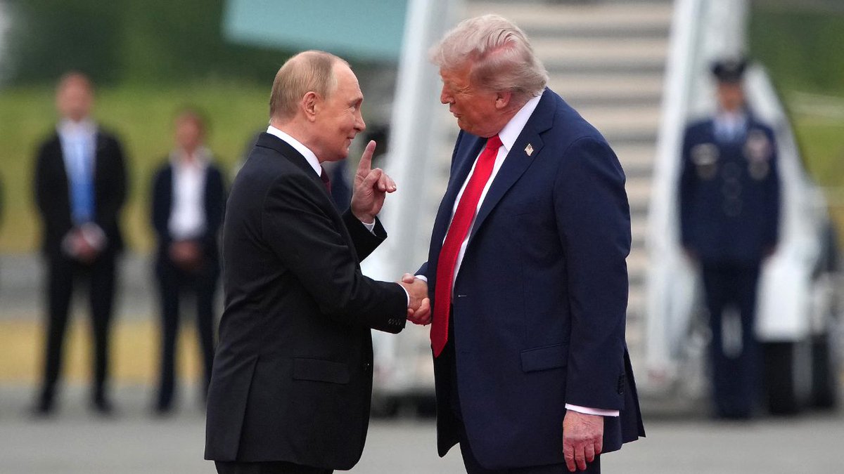 FoxNews's tweet photo. PHOTOS: President Trump and Russian President Vladimir Putin shake hands in Anchorage, Alaska ahead of historic talks. https://t.co/tD3WUoyPfr