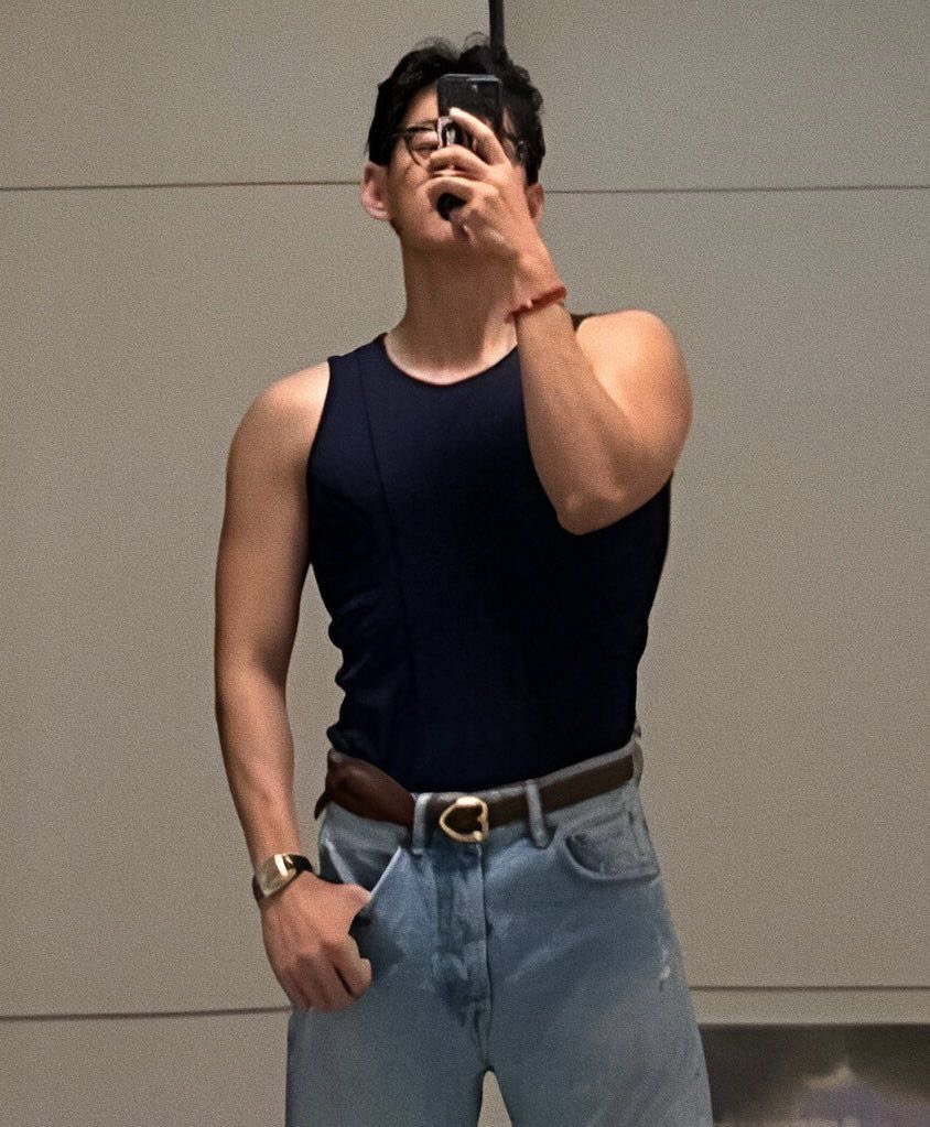 ishykwa's tweet photo. “💦„ #HeatwaveBD — https://t.co/QMYzuxsGwE