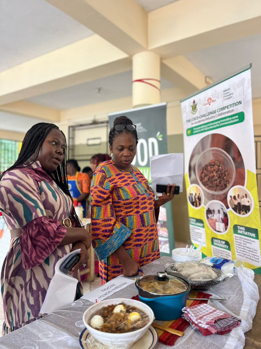 afsts_knust's tweet image. Our Second year colleagues ended their Traditional Foods class with a special treat today!😍

You should’ve been there!😋❤️
#AFSTS_KNUST | #KNUST