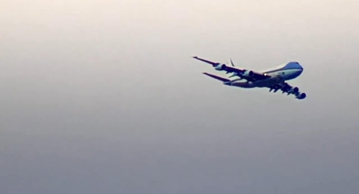 BREAKING: President Trump has just touched down in Alaska ahead of his meeting with Vladimir Putin.

They’ll shortly be shaking hands and making a deal on US soil.