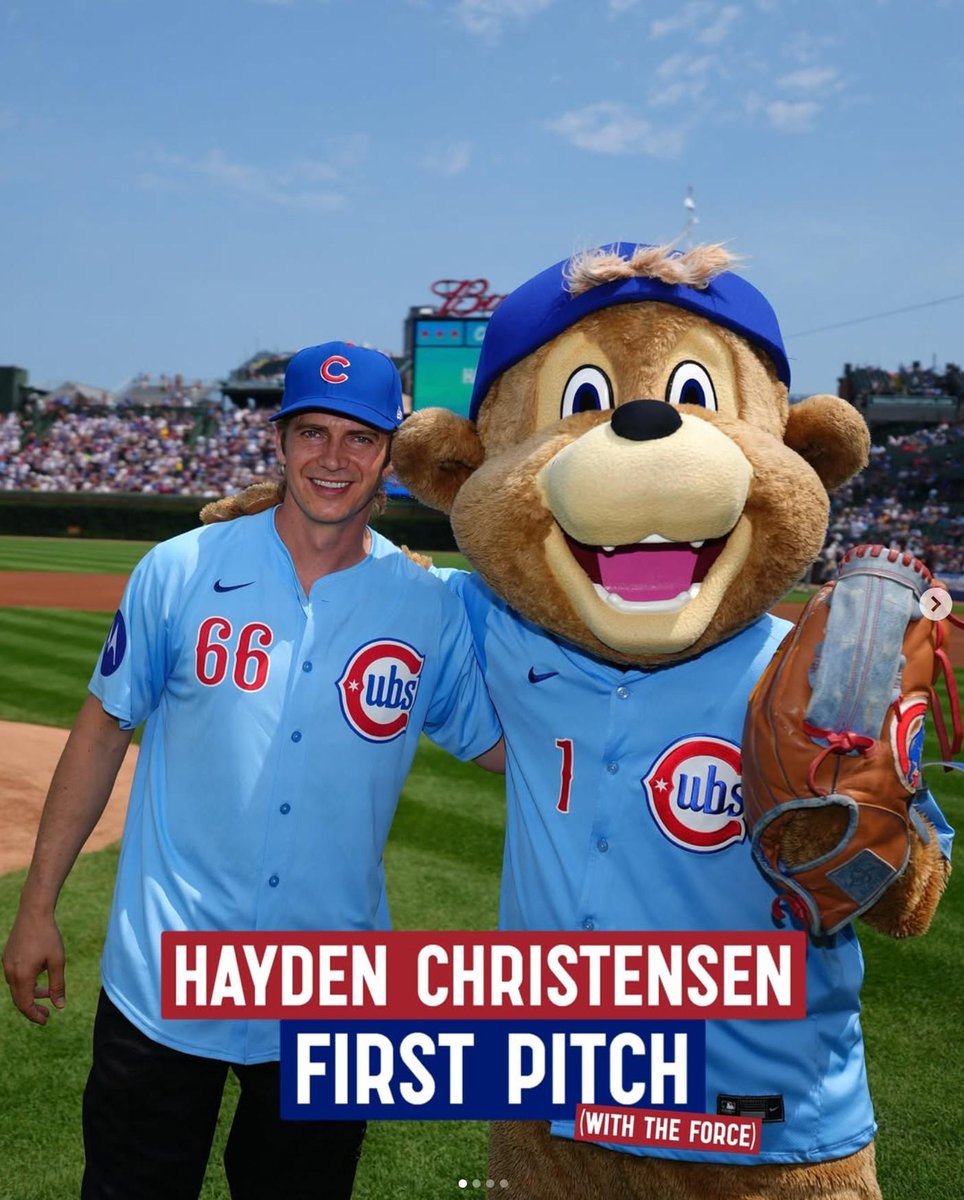 Hayden Christensen threw out the first pitch at Wrigley Field. His jersey number was 66. redd.it/1mr7awx