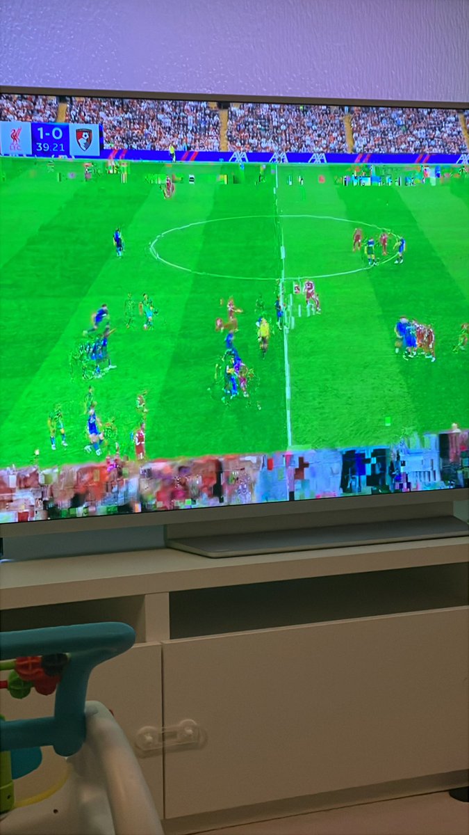 sarah 🦋 tweet media