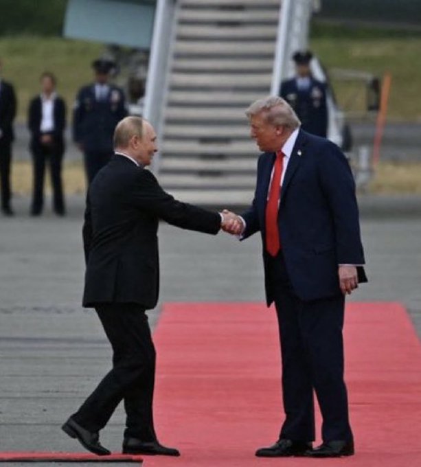 Watch Veronica Avluv thee one and only's leaked NSFW photo on TwXstars