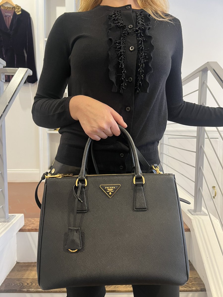 vintagetastebos's tweet image. Ava is looking cool in this Prada cardigan, Prada Galleria Saffiano bag &amp;amp; Prada heels, styled with Cartier sunglasses &amp;amp; Gucci pants. Find this look and more at Vintage Taste! 

Click our website Product page for designers, sizes &amp;amp; prices. 

#womensconsignment #menconsignment