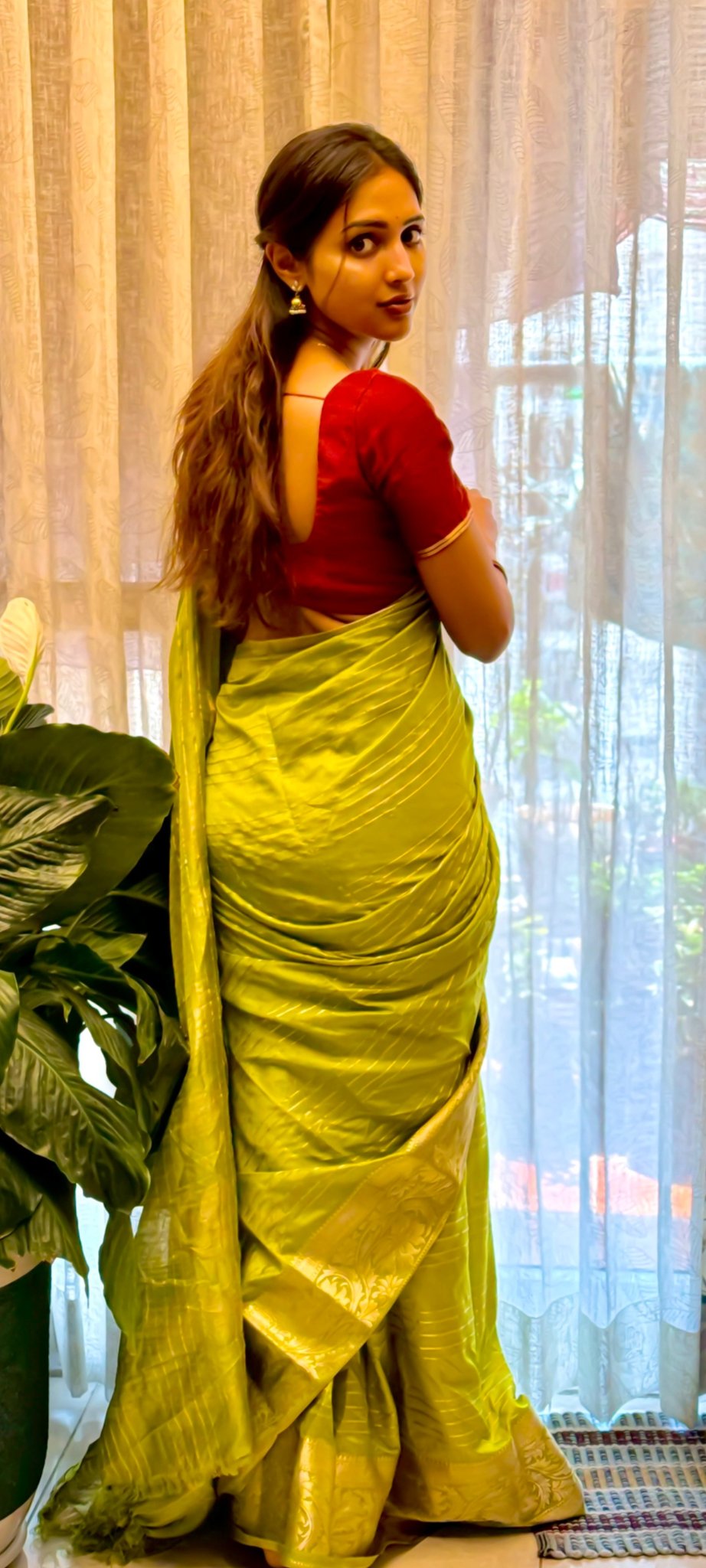 GyatNa8WQAAm0-c?format=jpg&name=large