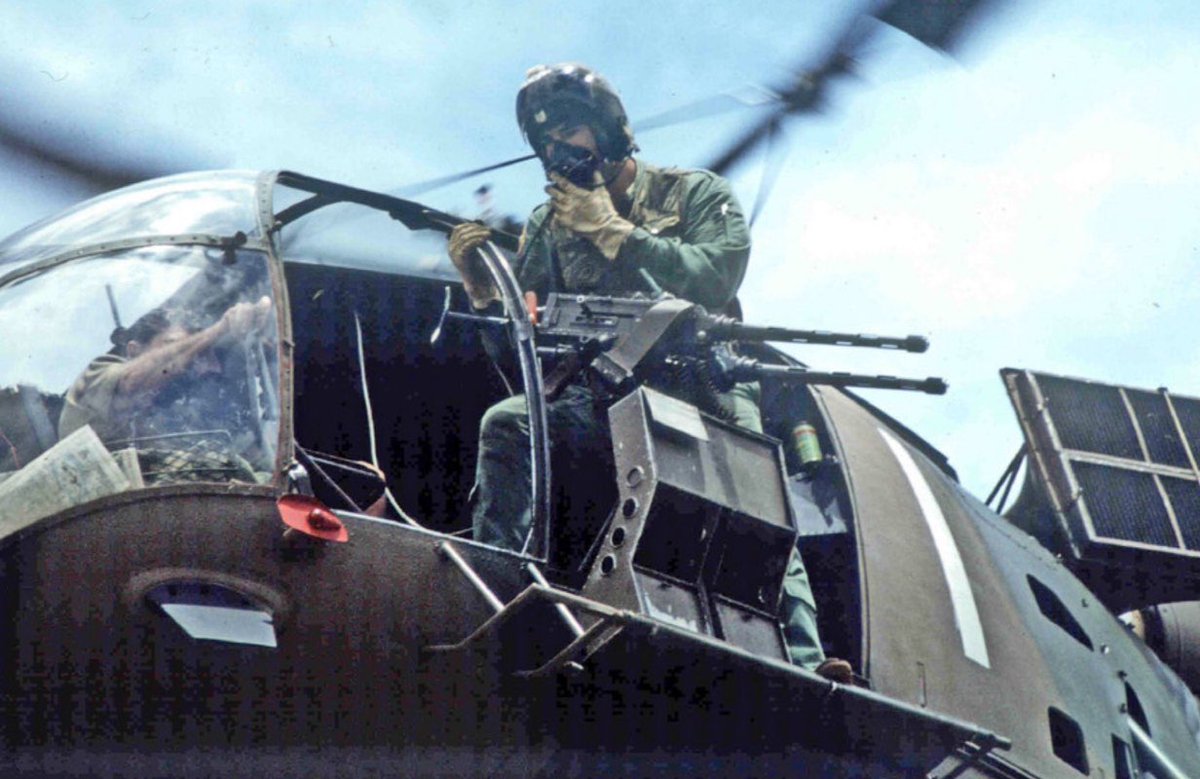 ExpeditionAntiq's tweet photo. Original Bush War Rhodesian Air Force MK1A Helmet with G-Type Flying Cap and H-Type Oxygen Mask

Available now https://t.co/lmiiGNNTzl Updates every Friday at 12pm Eastern Standard Time! Sign up for our newsletter and SMS list on our website to stay up to date on all the latest! https://t.co/YCvFeZnCZ8