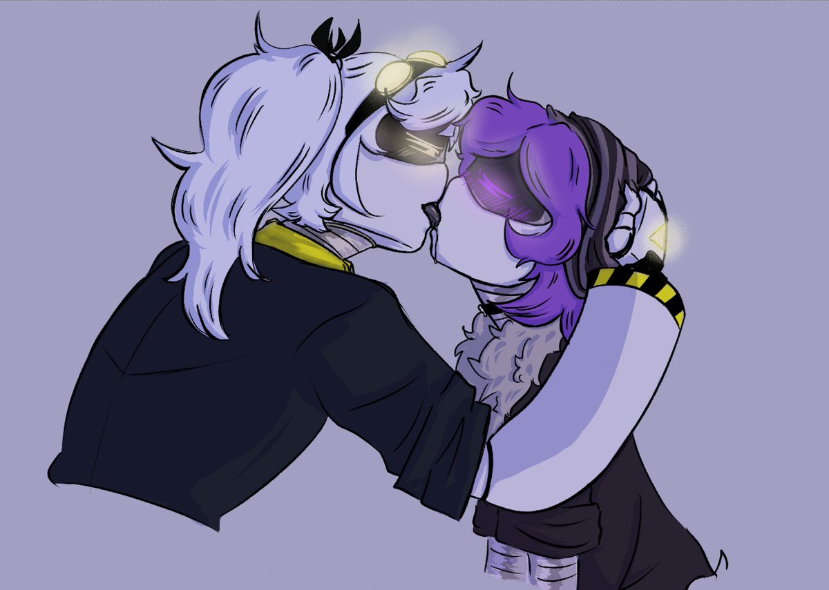 Hyper_fixer's tweet photo. Just gals being pals 

#SerialDesignationJ #uzidoorman 
#juzi #md https://t.co/tQHEhwacvU