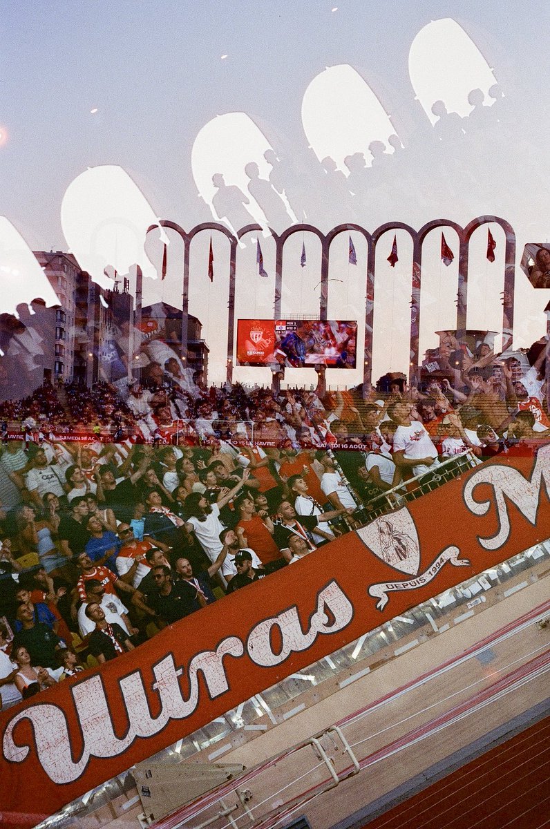 sabsinghh's tweet photo. J’ai eu l’occasion de photographier l’AS Monaco la semaine dernière, c’était cooool! On film of course 🎞️ https://t.co/e17Rjy5XiA