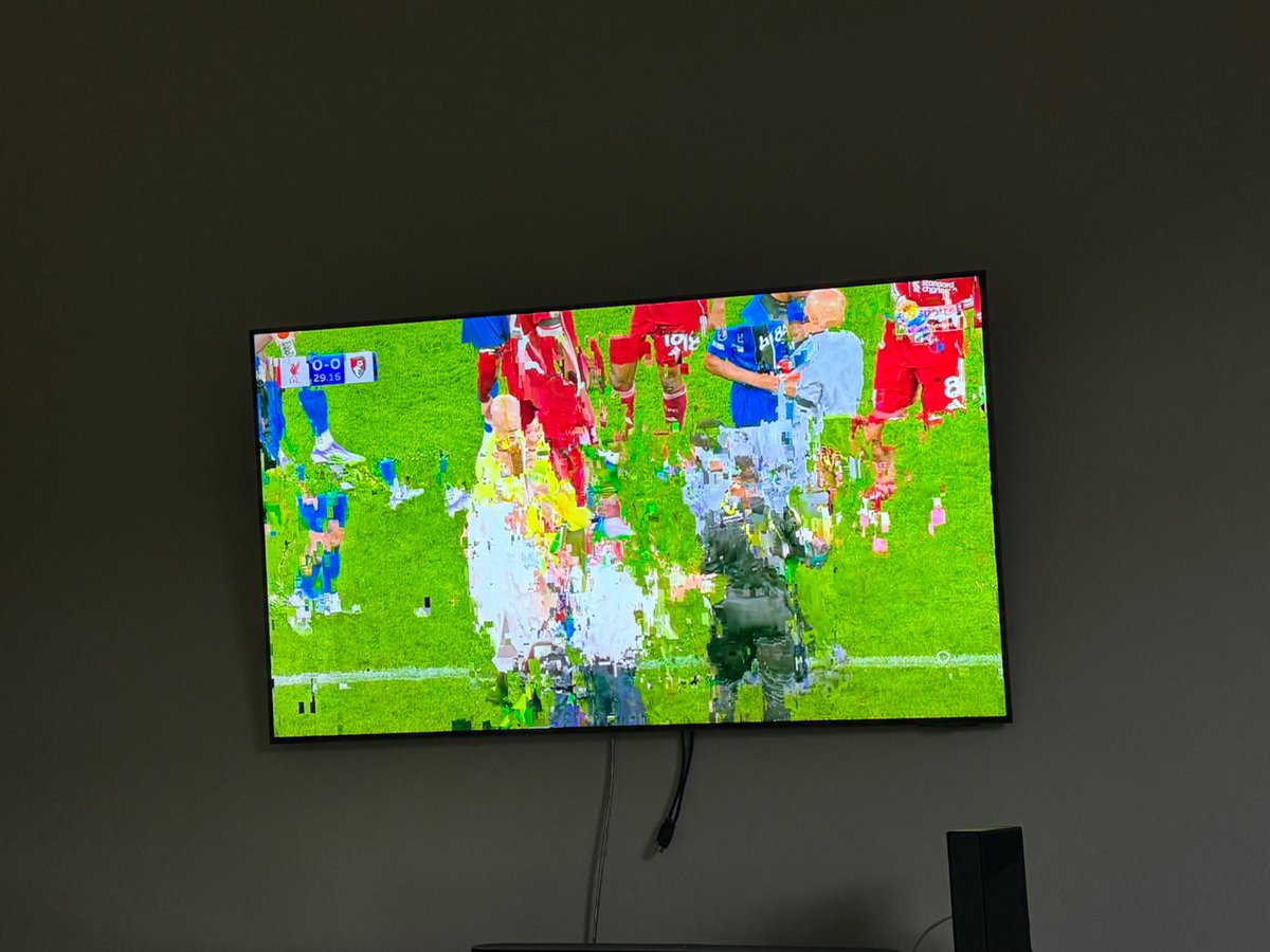 davethebarton's tweet photo. @virginmedia @The_SneakyButch @Ant78uk Anything you can’t ruin you conglomerate of ineptitude  @virginmedia https://t.co/XeiTNXfmQ6