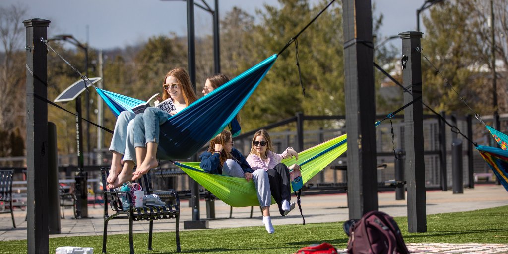 Take it easy, it's National Relaxation Day! Late August is the perfect time to unwind and enjoy a little well-deserved rest☺️