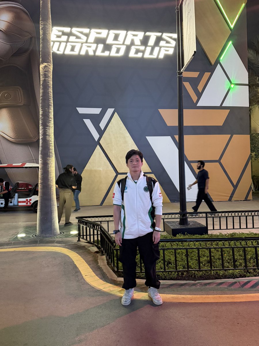 25th place in EWC2025 LCQ.  It’s really sad.

I performed well in the first two matches of Top 64, but lost focus in Top 32 and couldn’t play my best.  

Sorry to my team and supporters.  

#TeamFalcons #EWC