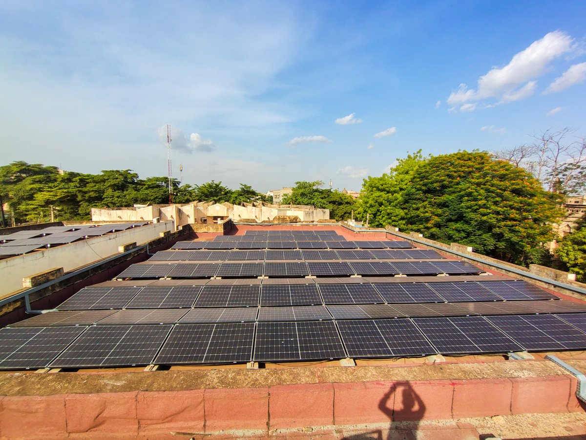 Ce don témoigne ainsi de l'engagement du <a href="/PNUDMALI/">PNUD MALI</a> à accompagner le Gouvernement dans ses efforts vers la transition énergétique et doter les centres de santé de sources durables de fourniture d’énergie propre.