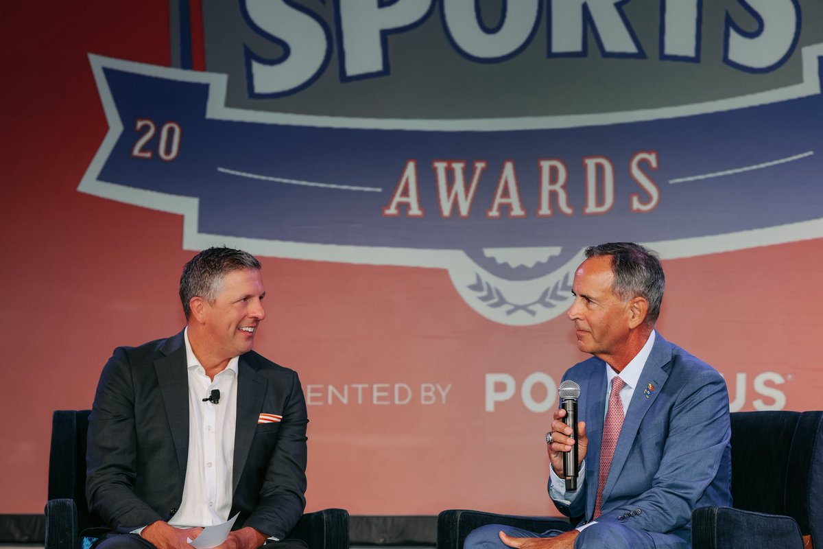 Kansas Volleyball tweet media