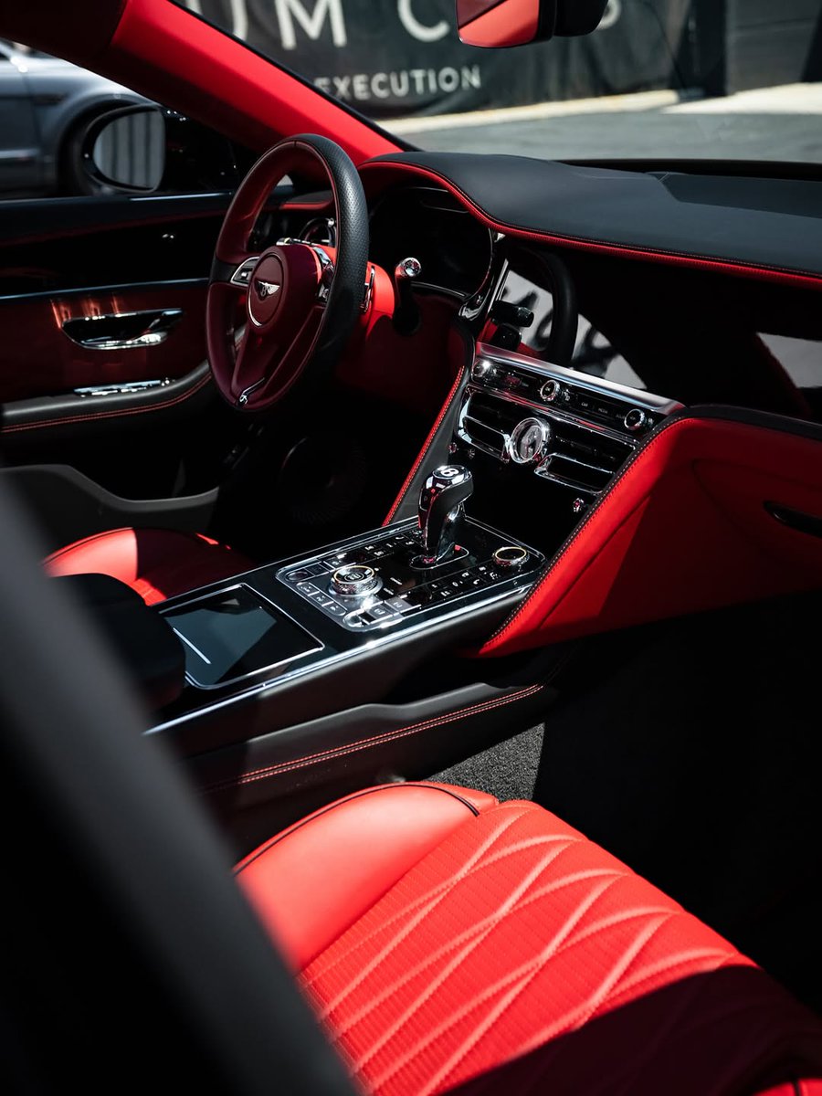 Bentley Flying Spur W12 🖤🖤