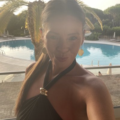 AlisonLewis_28's tweet photo. #NewProfilePic https://t.co/NKG68LZmOD