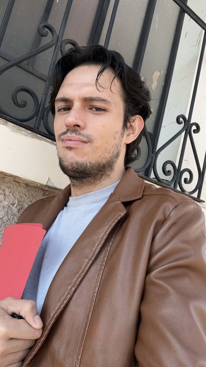 Tocó chambear porque ricos, solo mis besos, ja.