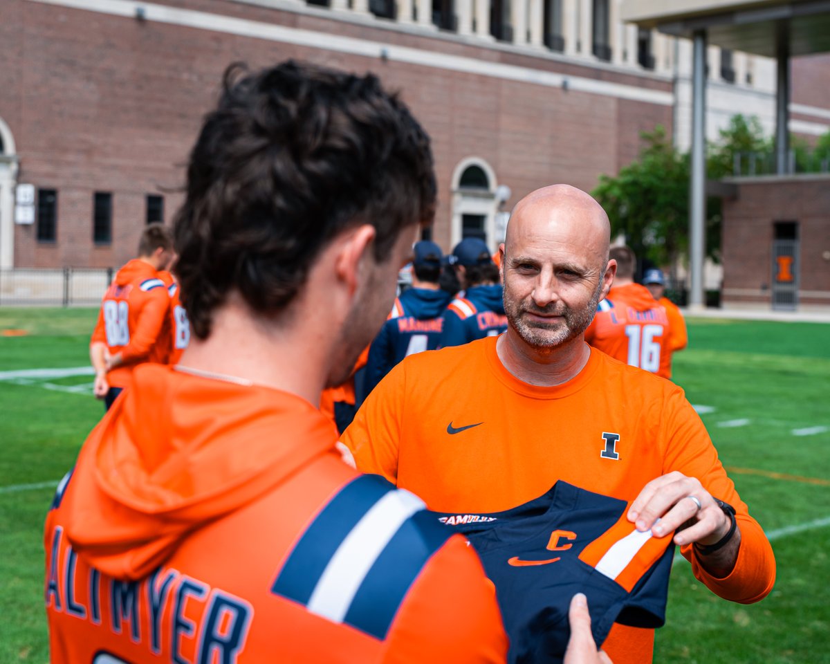 IlliniFootball's tweet image. We got our guys. 2025 Team Captains