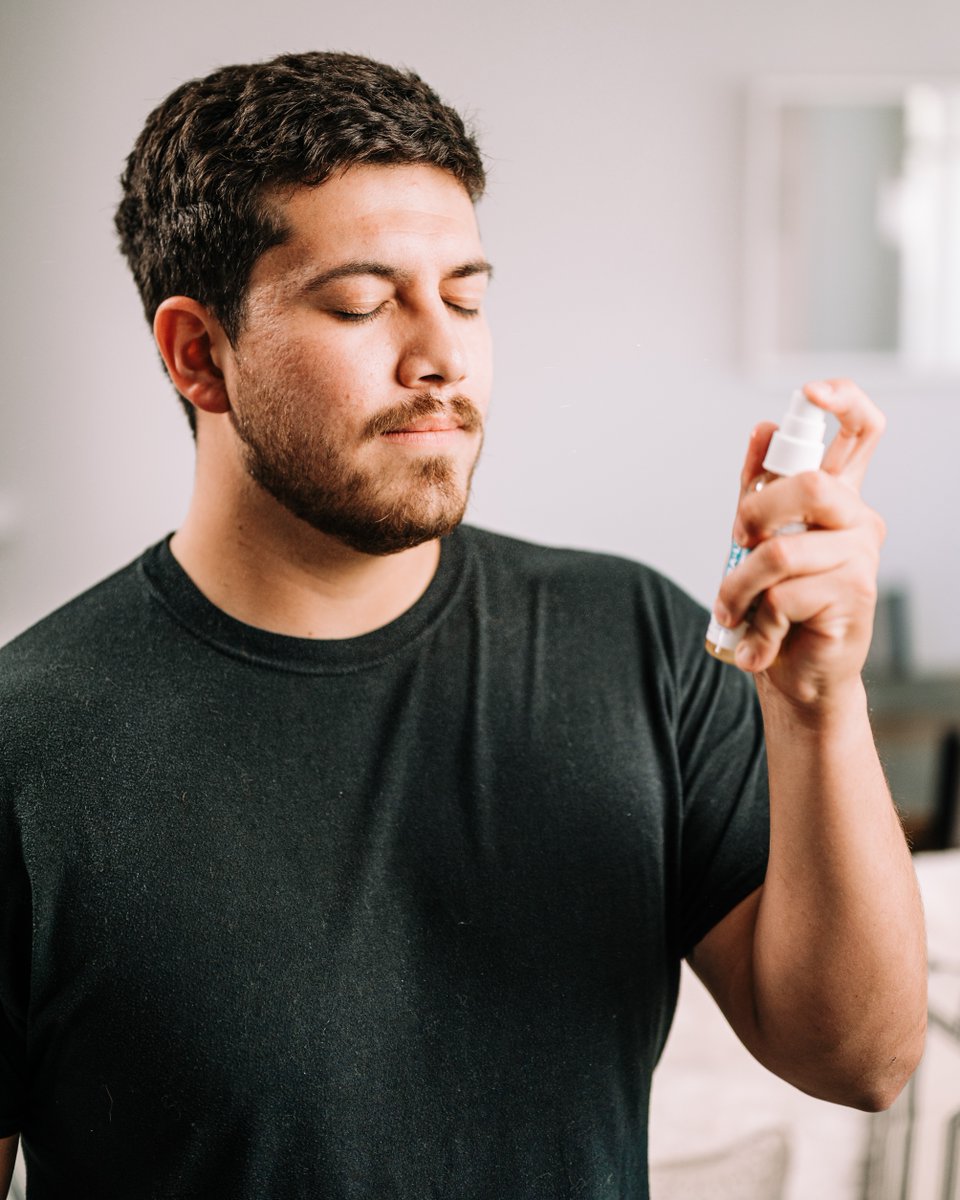 BeamMinerals's tweet image. A few spritzes. A deep breath. Respra-Lytes™: your cellular recharge mist! 🌿💧 Fulvic minerals + eucalyptus for an instant boost. Refresh and breathe easier. ✨ #HappyLytes #WellnessReset #FeelGoodInsideOut