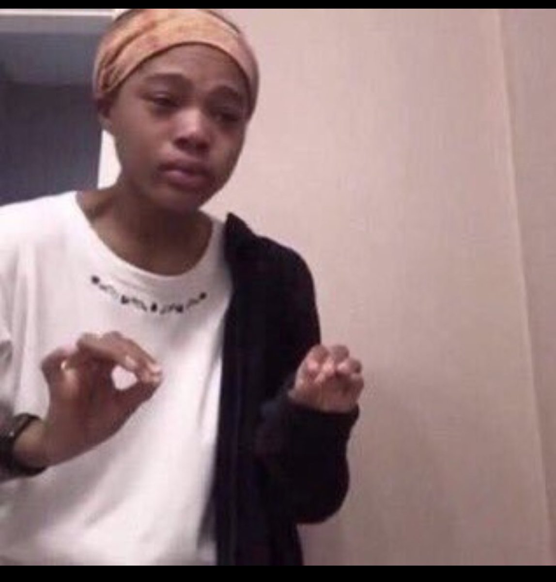 Wild & Fluorescent ✨ tweet media