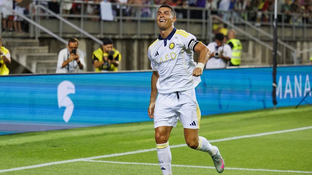 BavarianFBWorks's tweet image. ➡️ℹ️🚨 Cristiano #Ronaldo reportedly advocated @AlNassrFC_EN to sign Kingsley #Coman from @FCBayernUS , raving about the Frenchmen's quality and expressing his desire to play alongside him...

[@BILD]