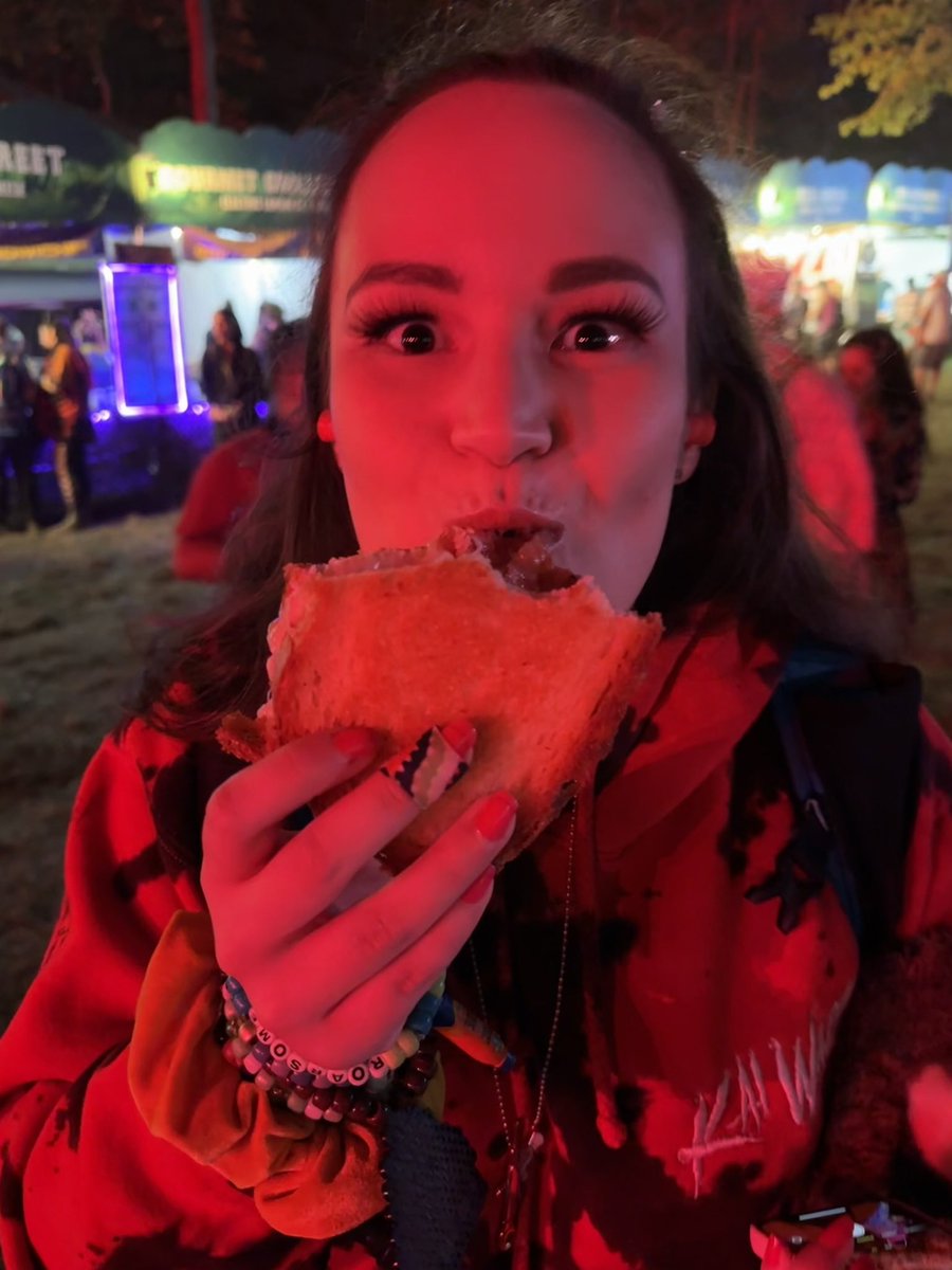 Maddysaur 🦖 tweet media